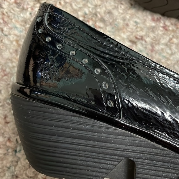 Fly London wedge heel Oxford style shoes - Picture 6 of 11